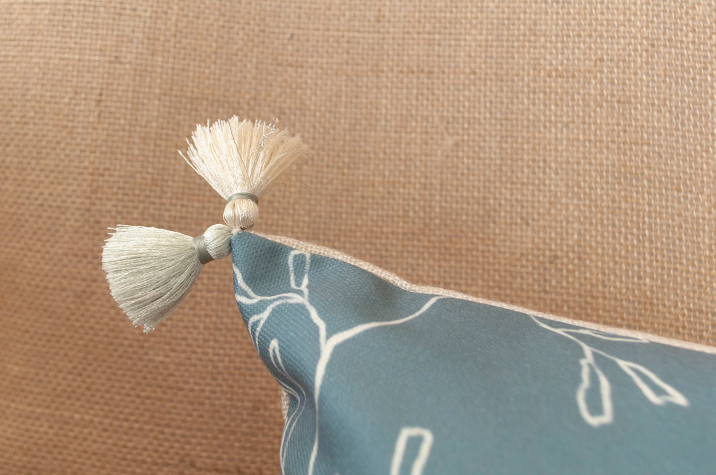Cojín Soller azul - OSLÉ home decor