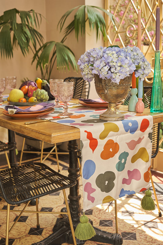 STOCK Camino de mesa Joy