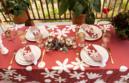 Mantel Red Magnolia