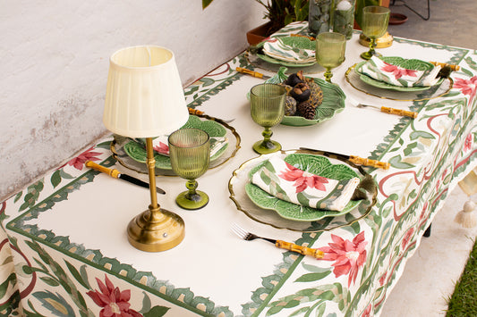 Mantel Holiday Garden