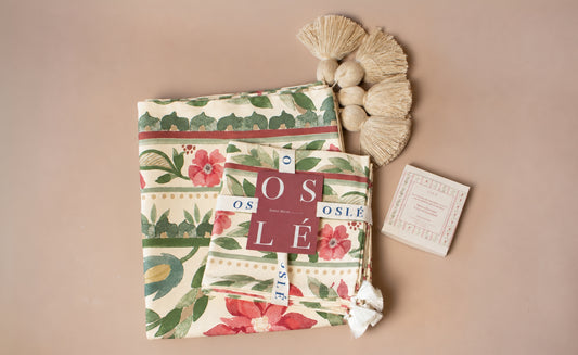 Kit Mantel Holiday Garden