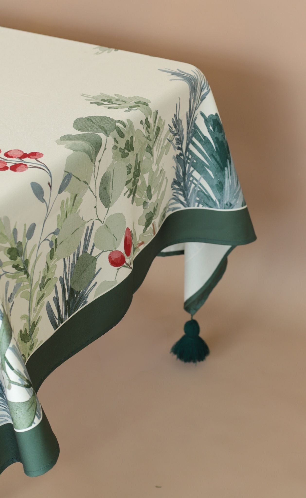 Mantel Cherry