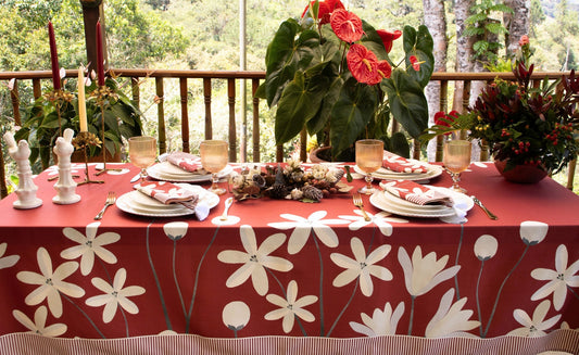 Mantel Red Magnolia